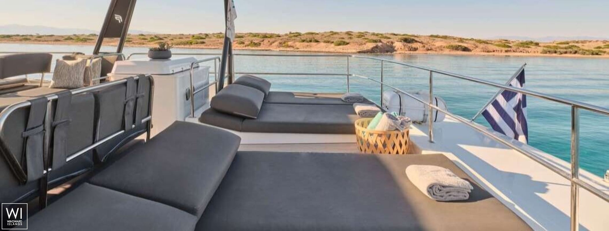 ChristAl MiO  Fountaine Pajot Power 67 Exterior 10