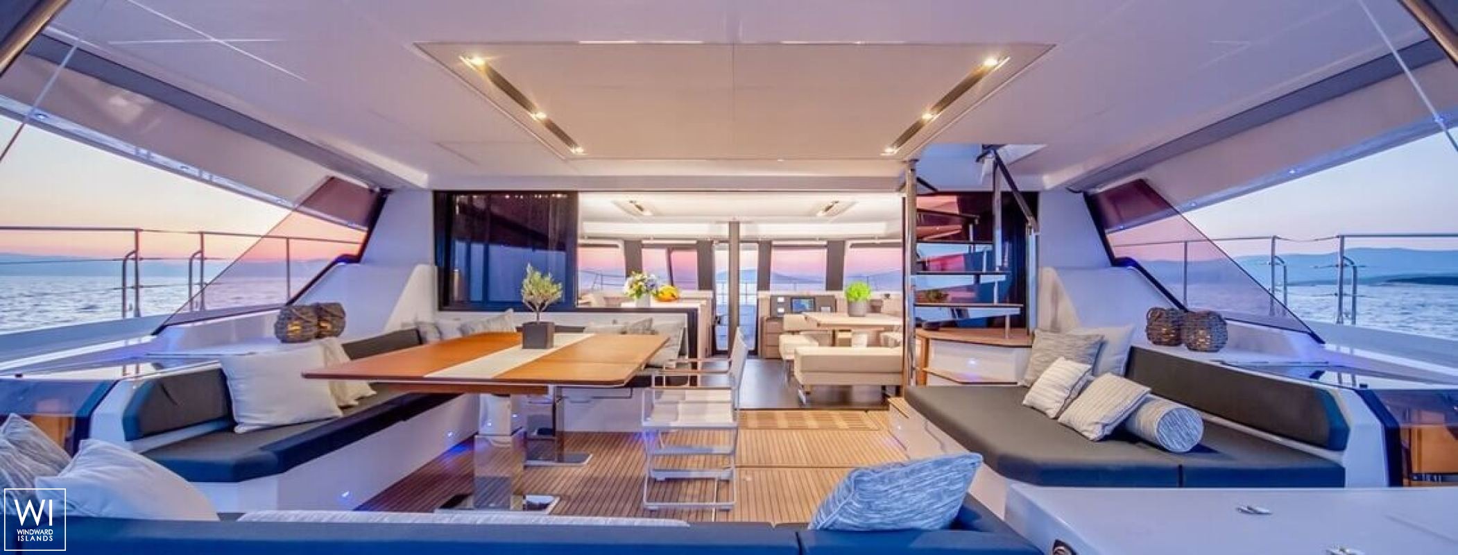 DOMPE  Fountaine Pajot Power 67 Exterior 11