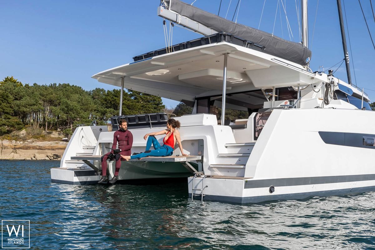 Aura 51 Fountaine Pajot Exterior 6