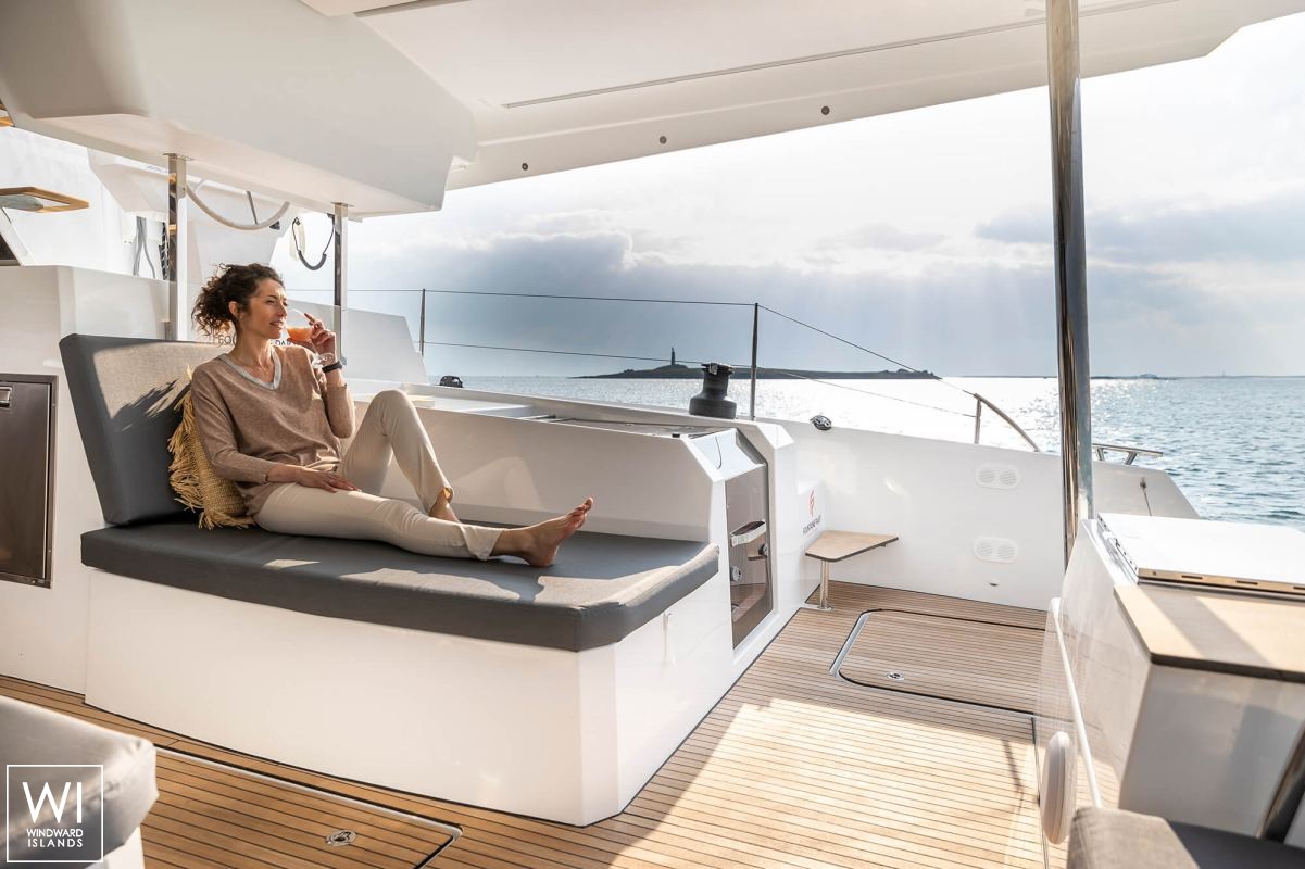 Aura 51 Fountaine Pajot Interior 3