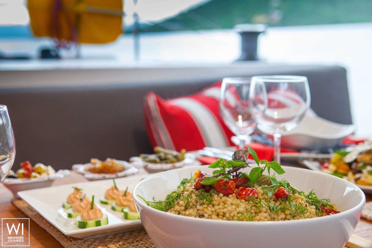 VIENNA  Fountaine Pajot Aura 51 Exterior 8