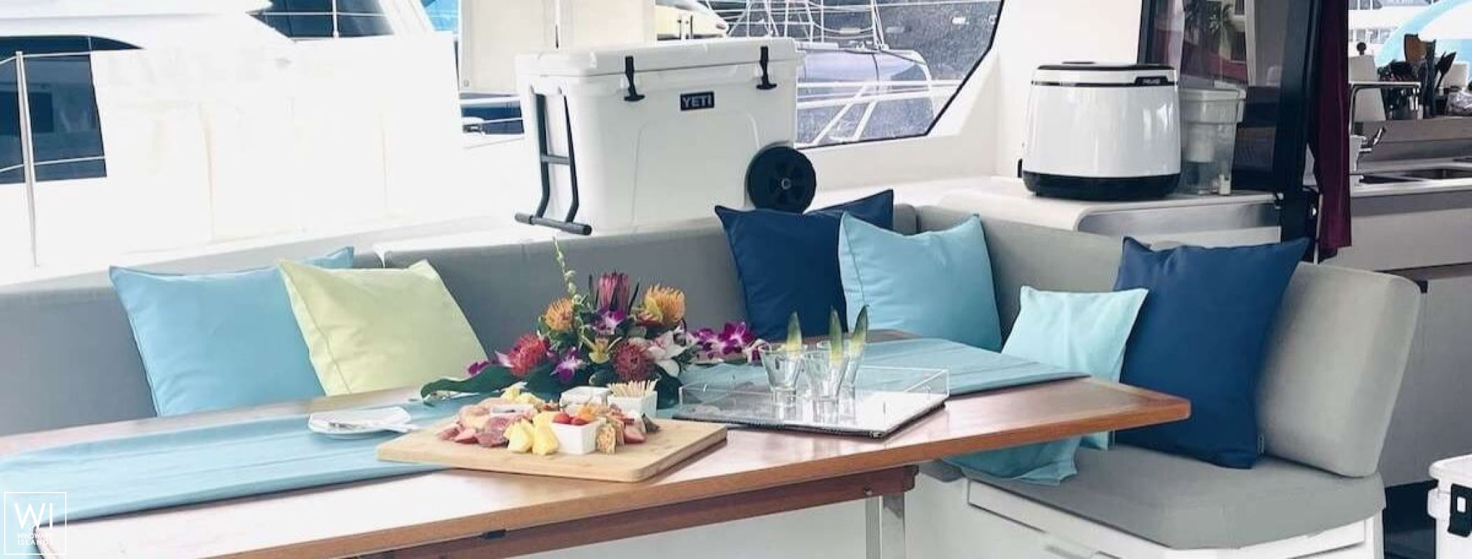 TEDAVI  Fountaine Pajot Aura 51 Exterior 6