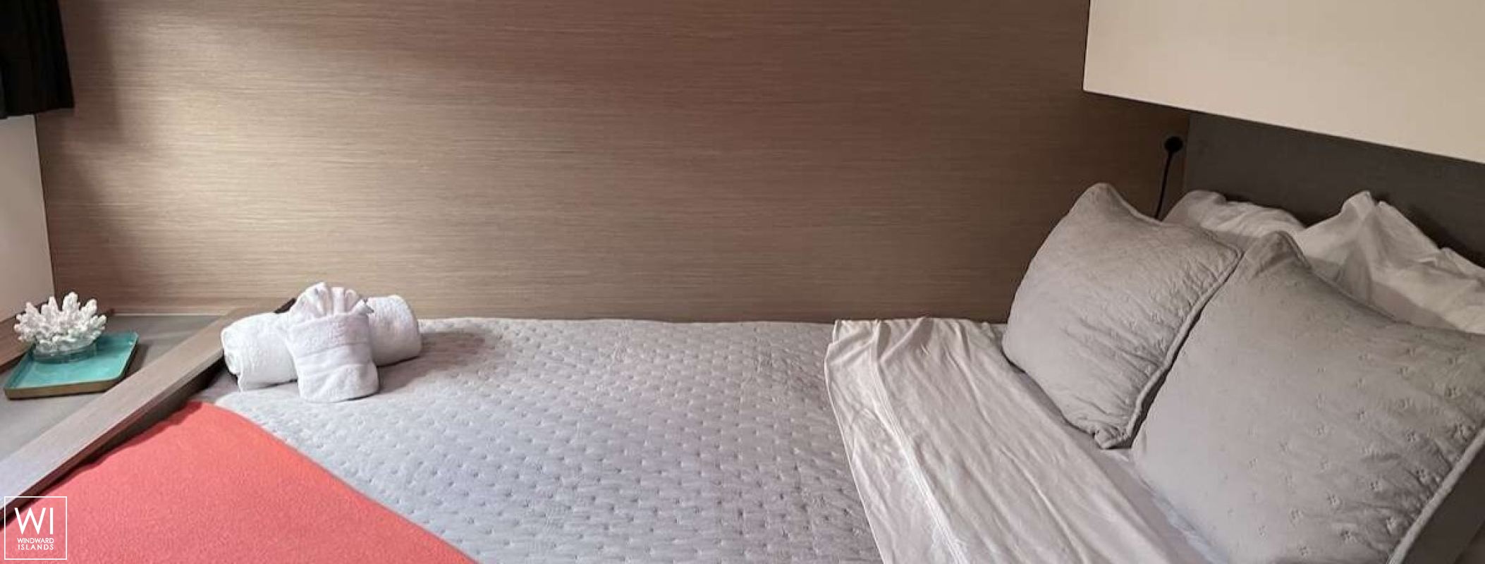 TEDAVI  Fountaine Pajot Aura 51 Interior 25