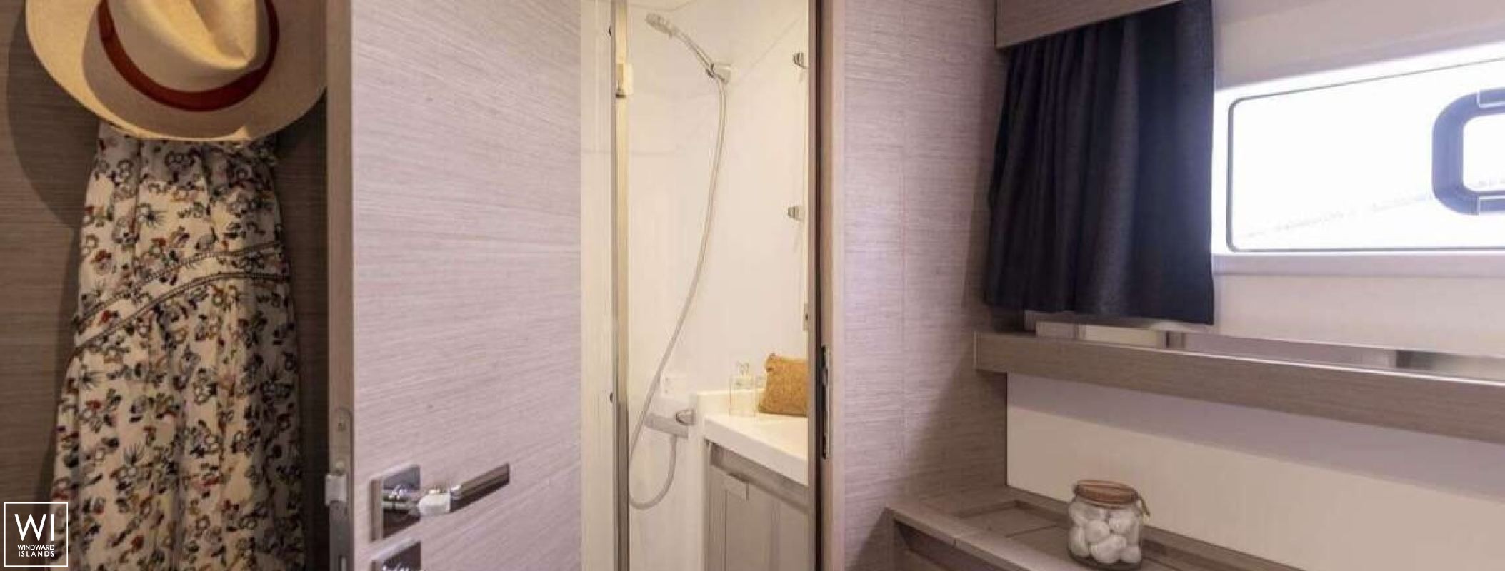 Beyond  Fountaine Pajot Aura 51 Interior 8