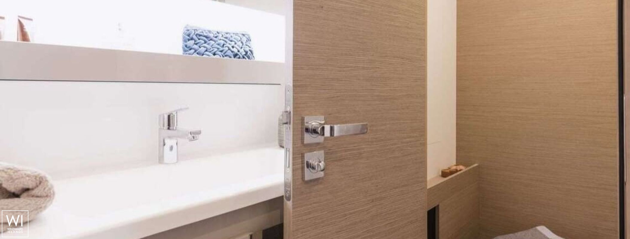 Beyond  Fountaine Pajot Aura 51 Interior 9