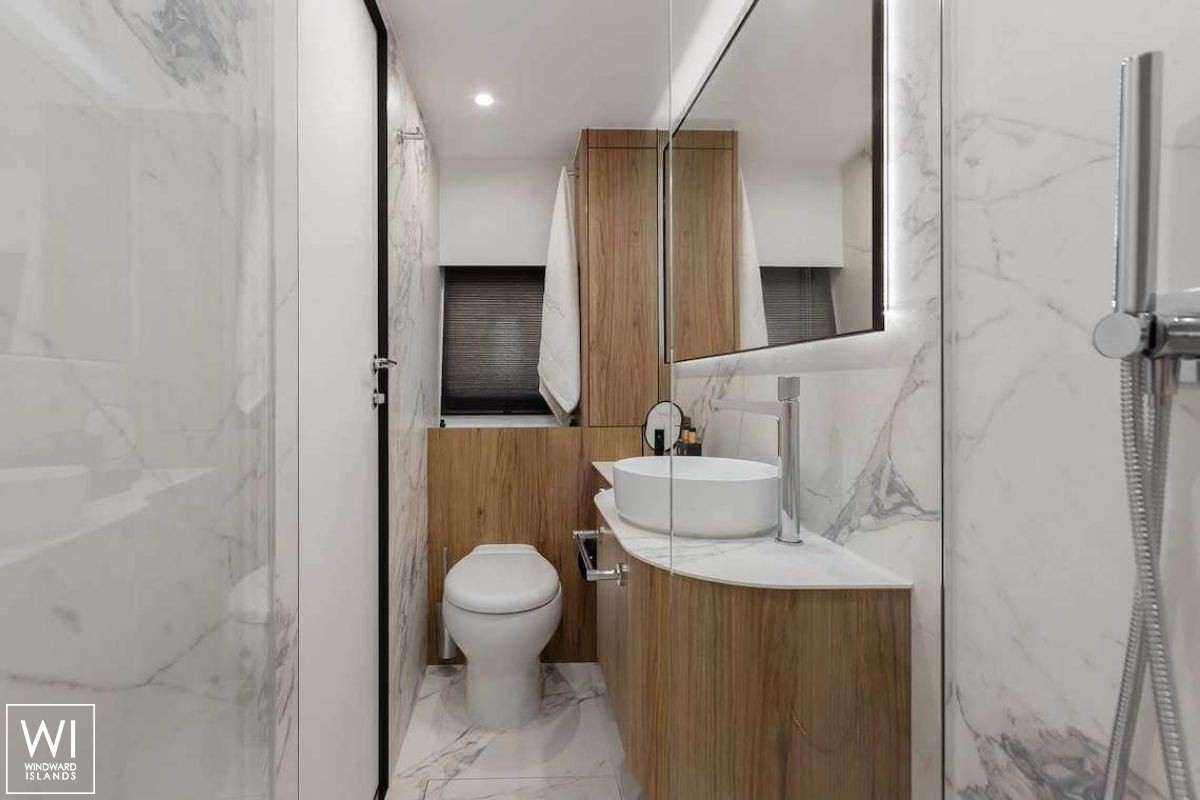 Full Moon  Moon Yachts Catamaran 6TY Interior 1