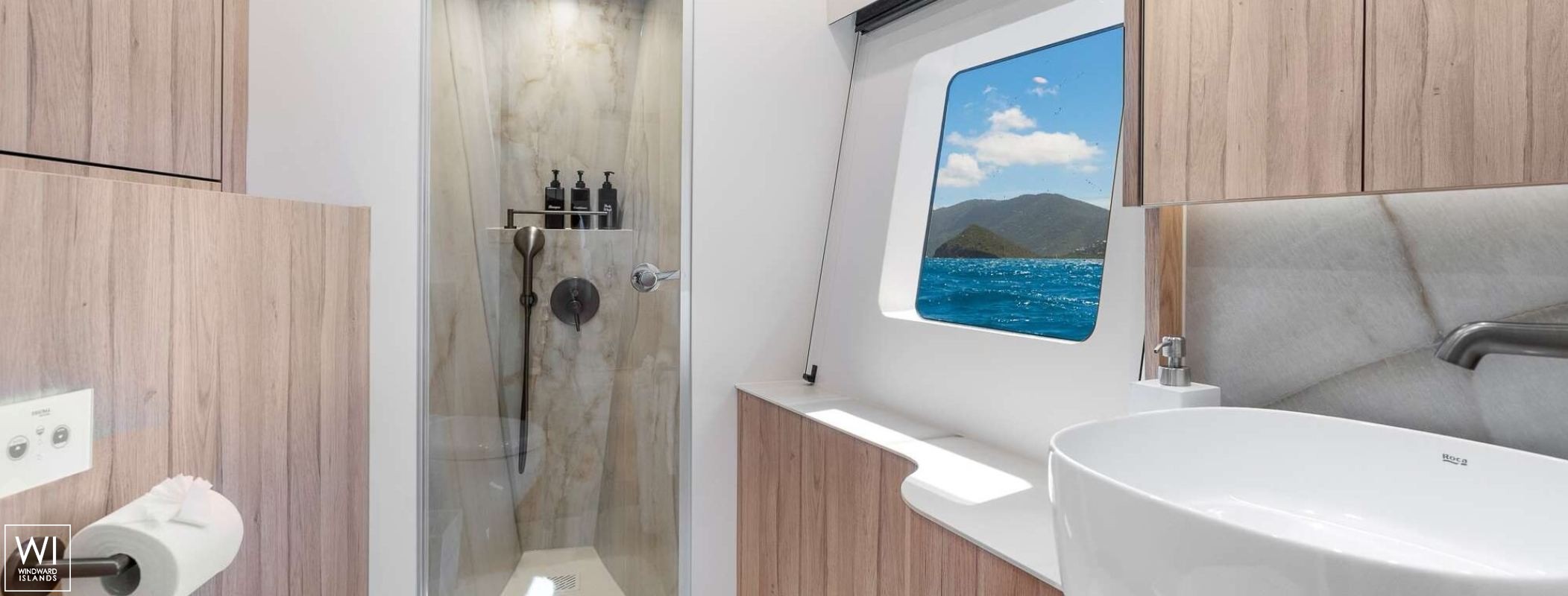 Perfect Moon  Moon Yachts Catamaran 6TY Interior 14