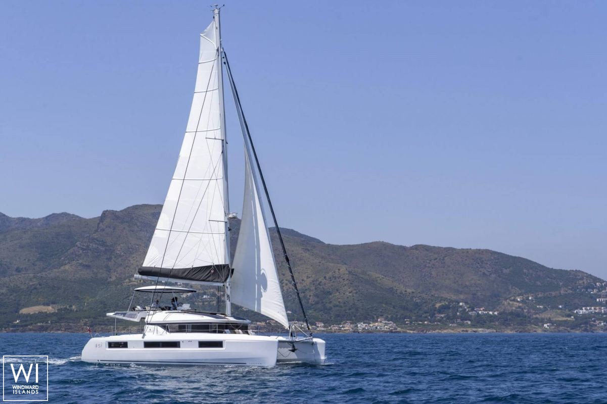 Lagoon 51 Lagoon Catamaran Exterior 2
