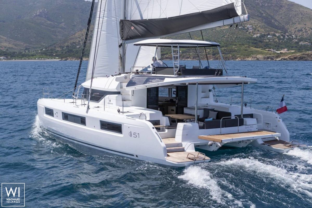 Lagoon 51 Lagoon Catamaran Exterior 3