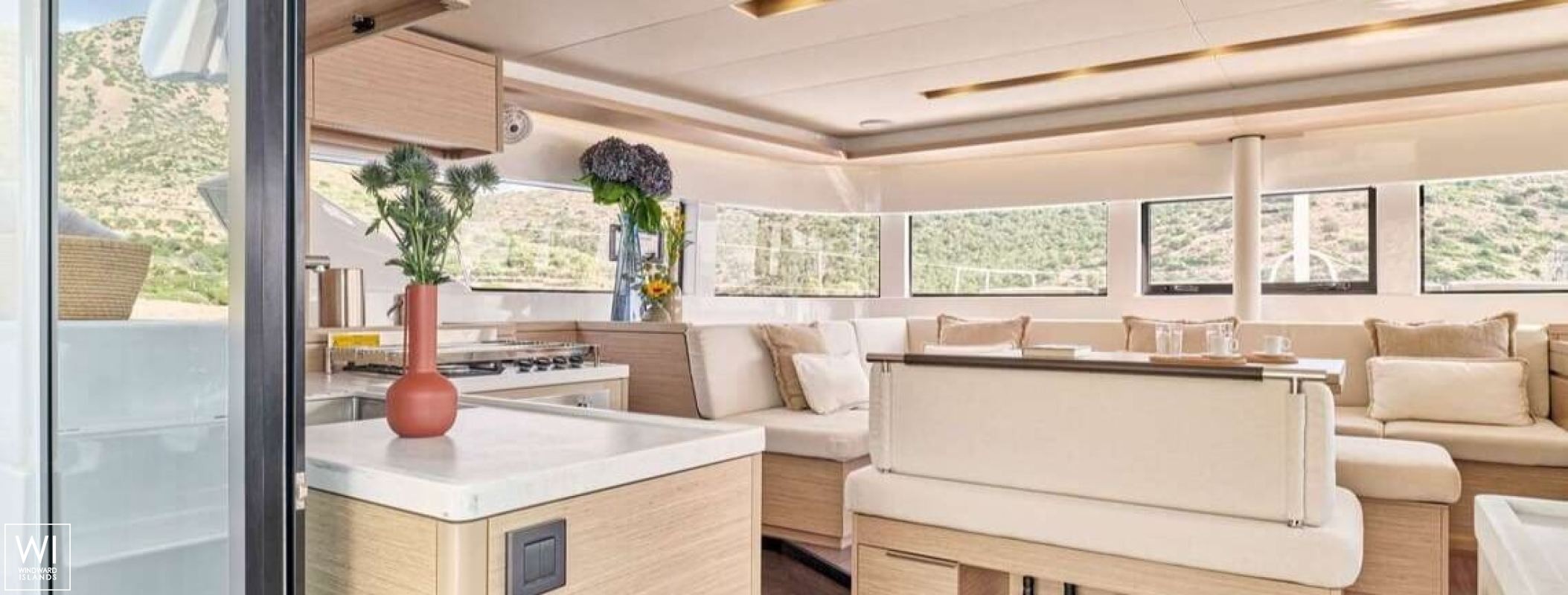 EFKRATI  Lagoon Catamaran Lagoon 51 Interior 12