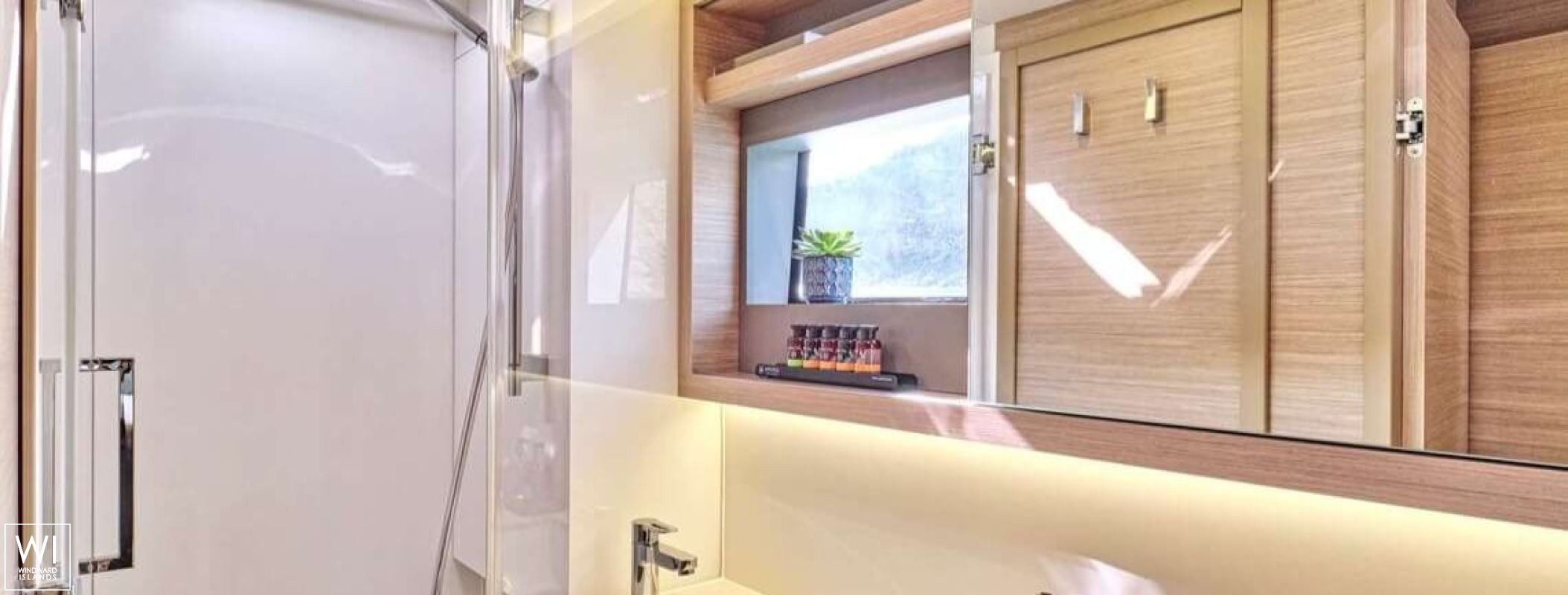 EFKRATI  Lagoon Catamaran Lagoon 51 Interior 17