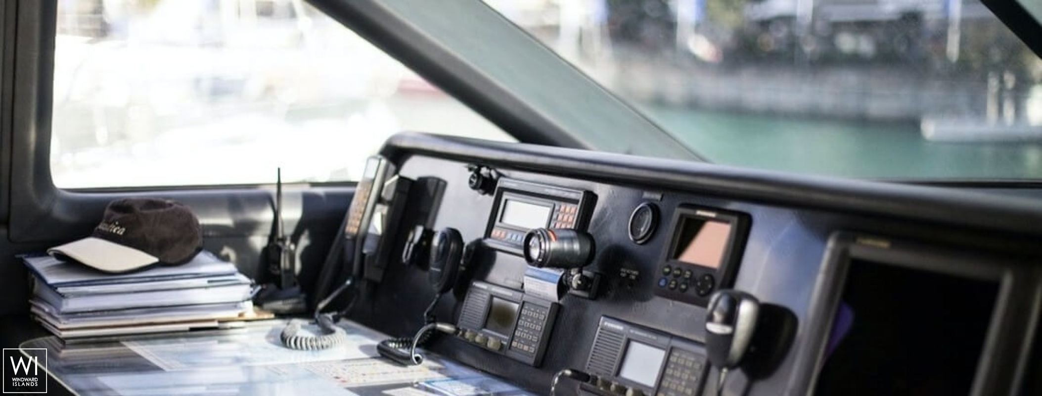 Templar  Alloy Yachts Yacht 25m Interior 3