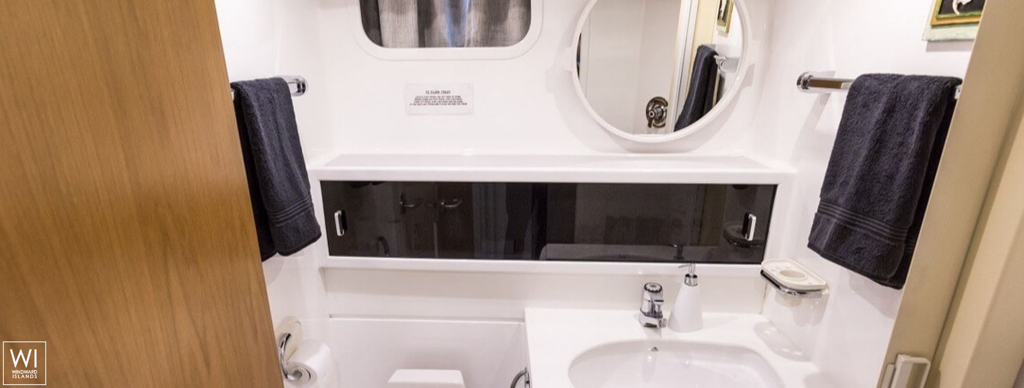 Templar  Alloy Yachts Yacht 25m Interior 17