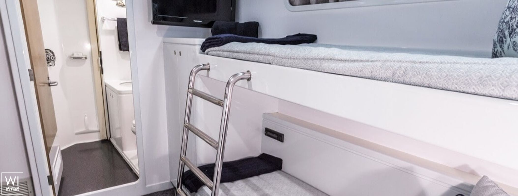 Templar  Alloy Yachts Yacht 25m Interior 19