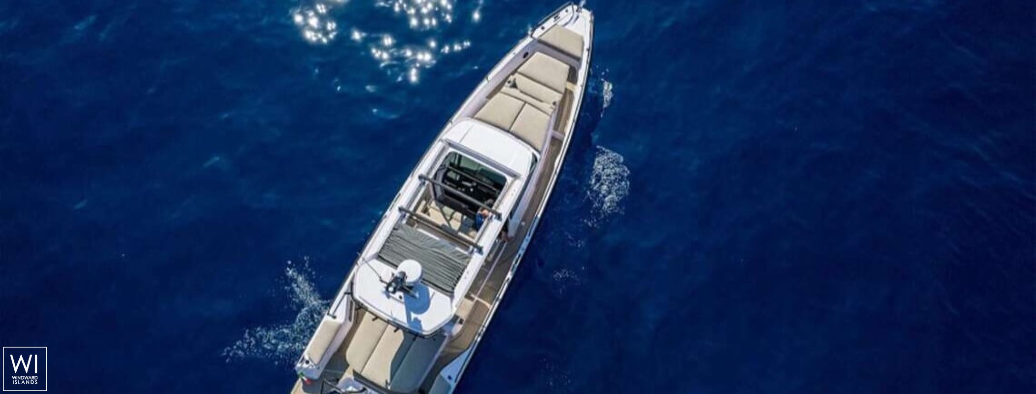 Yacht 39 Axopar Exterior 1