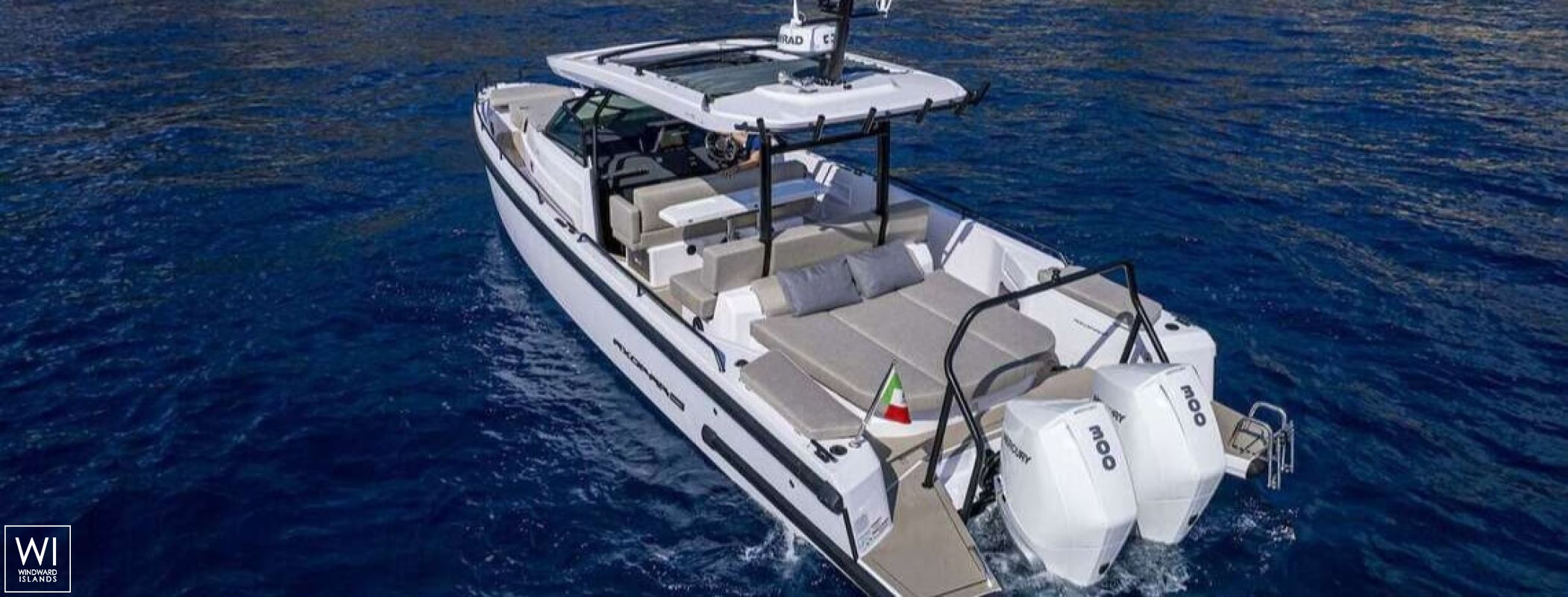 Yacht 39 Axopar Exterior 1