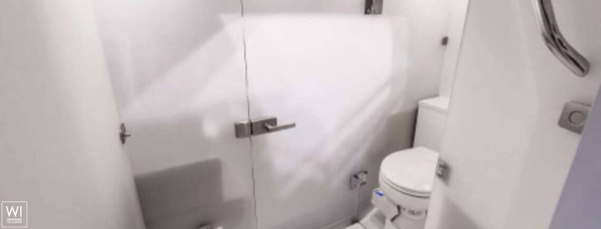 Yacht 39 Axopar Interior 1