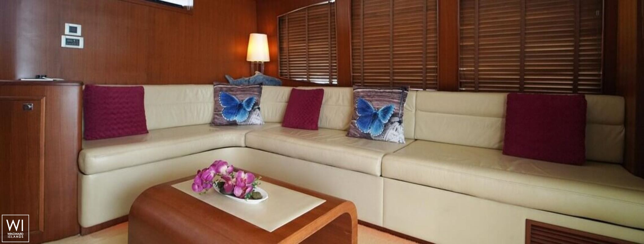 JAWSSS  Activa Marine Yacht 5800 Interior 26