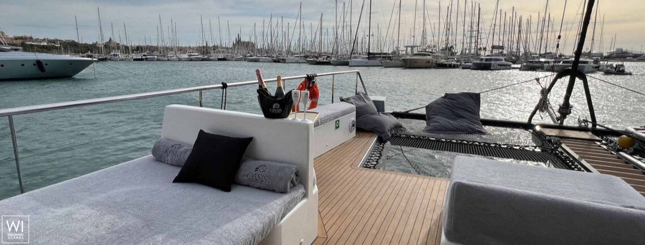 Oasis II   Catamaran 60 Exterior 13