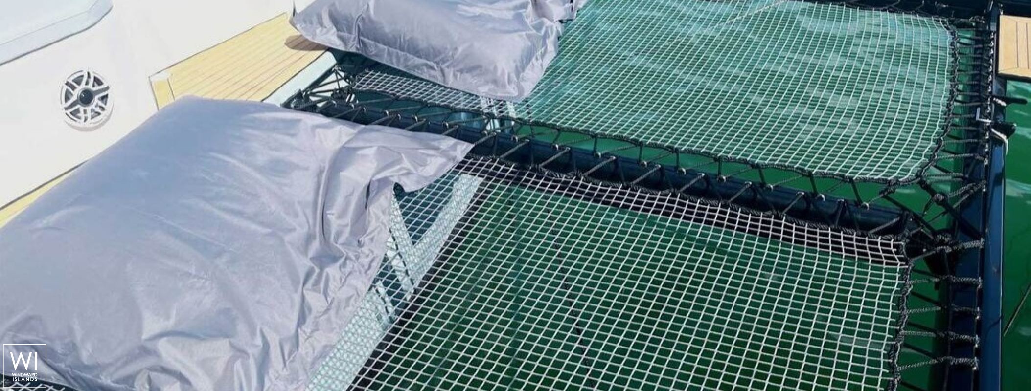 Oasis II   Catamaran 60 Exterior 14