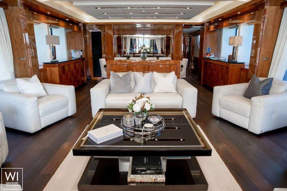 RASCAL  Sunseeker Predator 115 Interior 13