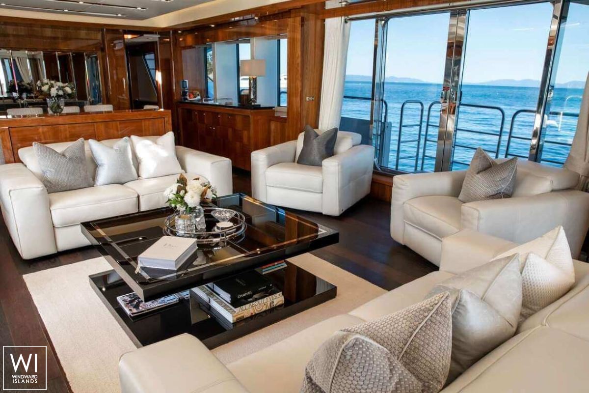 RASCAL  Sunseeker Predator 115 Interior 18