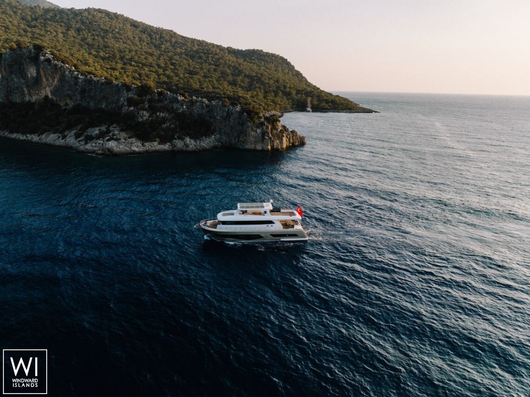 BY C&F   Trawler 23m Exterior 5