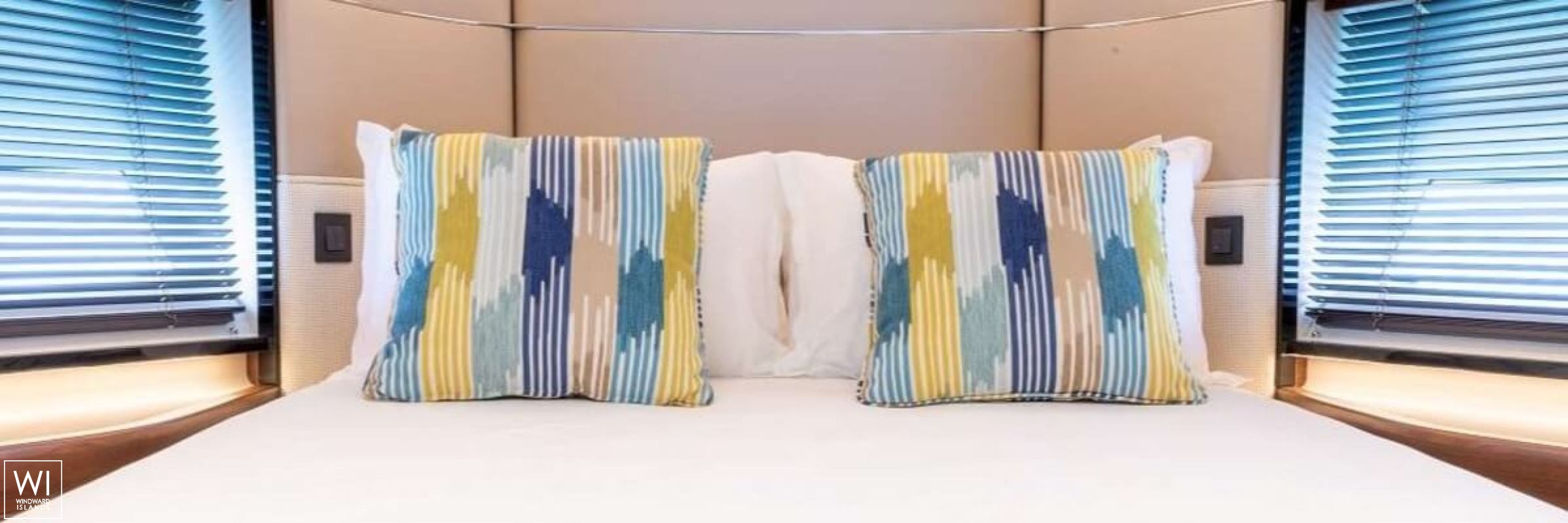 SORANA II  Princess Yachts Princess  81 Interior 1