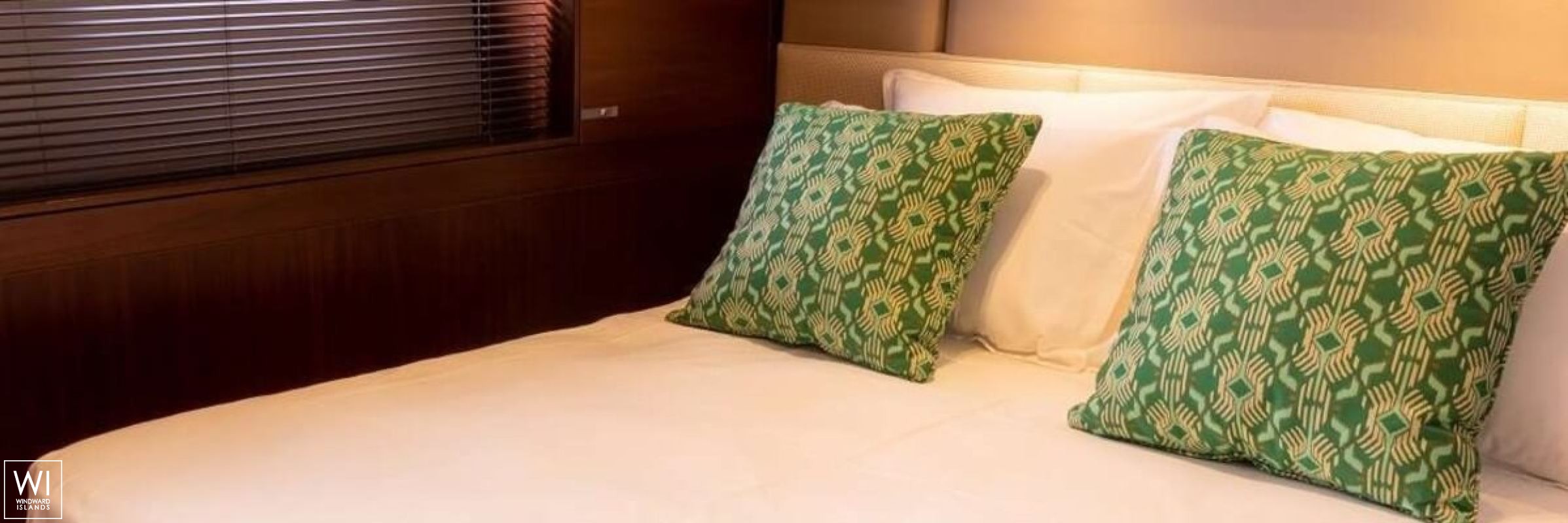 SORANA II  Princess Yachts Princess  81 Interior 1