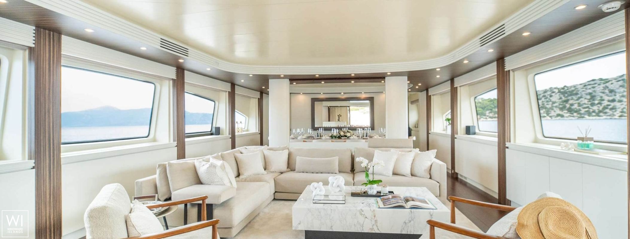 PAREAKI II  Maiora Yacht 39M Interior 10