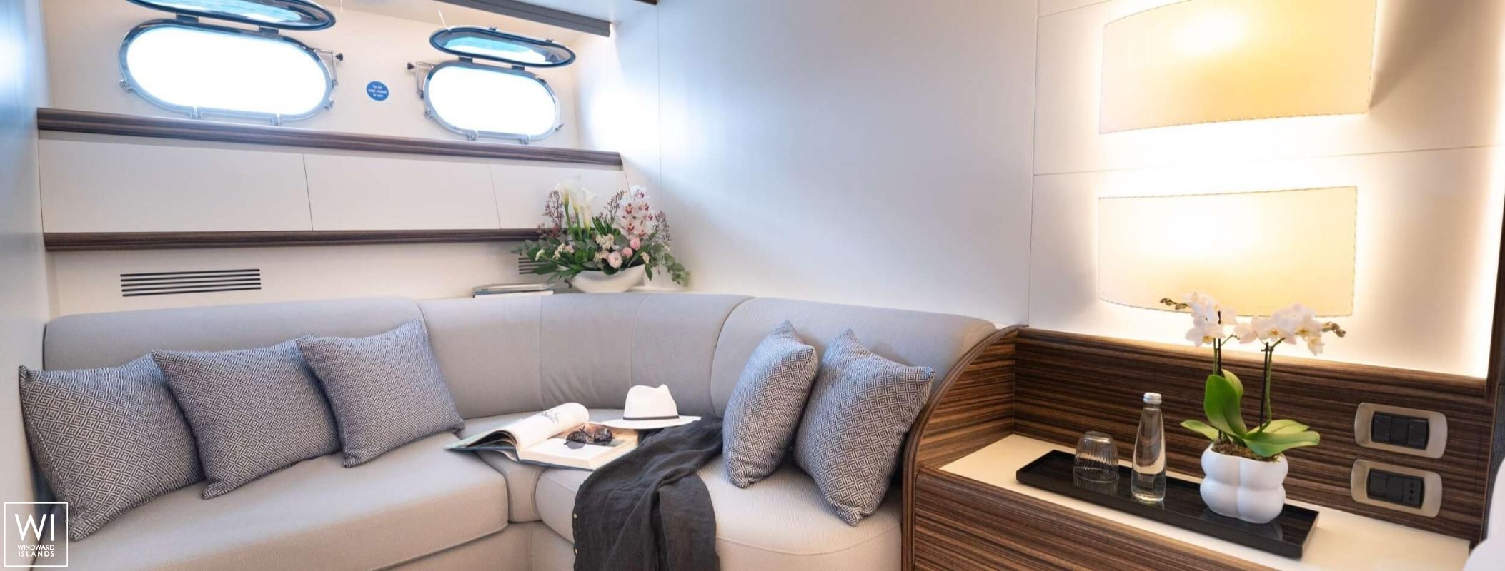 PAREAKI II  Maiora Yacht 39M Interior 15