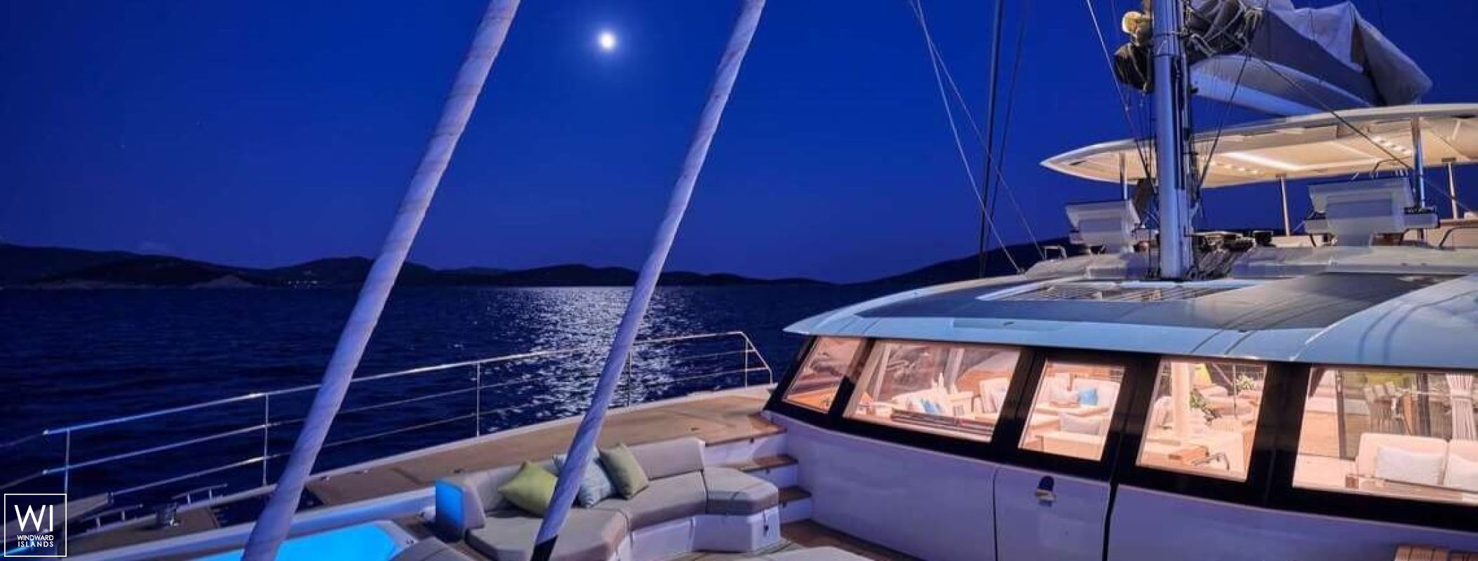 AD ASTRA 80  Fountaine Pajot Thíra  80 Exterior 7