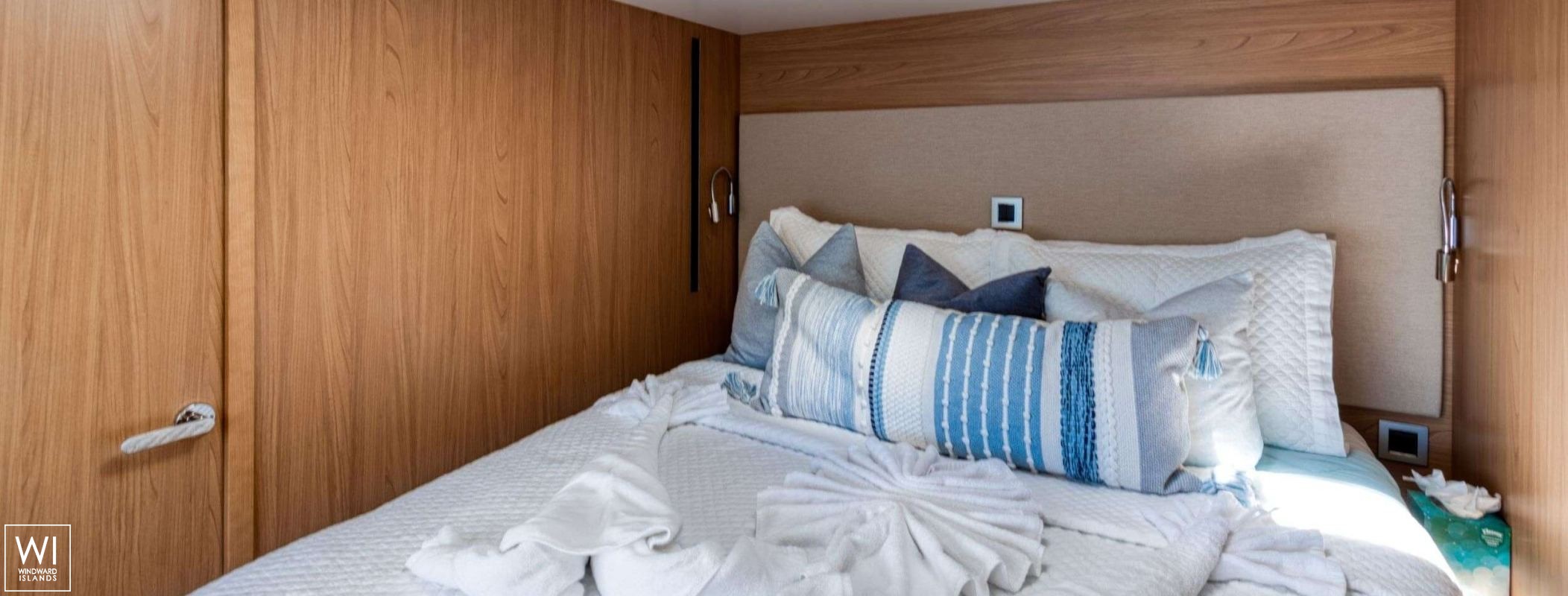 DREAM ON  Catana Catamaran Bali 5.8 Interior 14