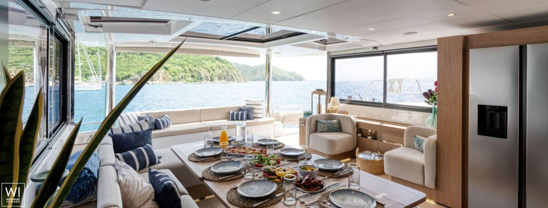 DREAM ON  Catana Catamaran Bali 5.8 Interior 12