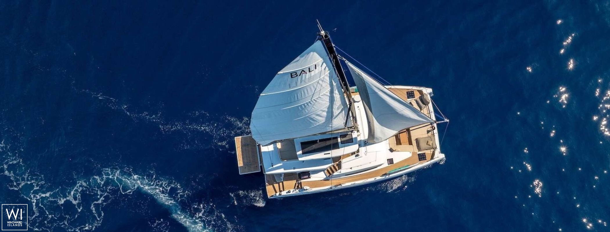 Farben  Catana Catamaran Bali 5.8 Exterior 4
