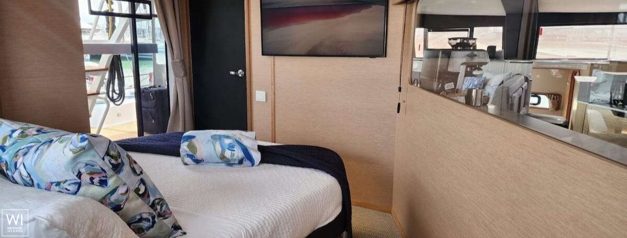 NEPTUNE'S ESCAPE  Neel Trimarans Neel 52 Interior 8