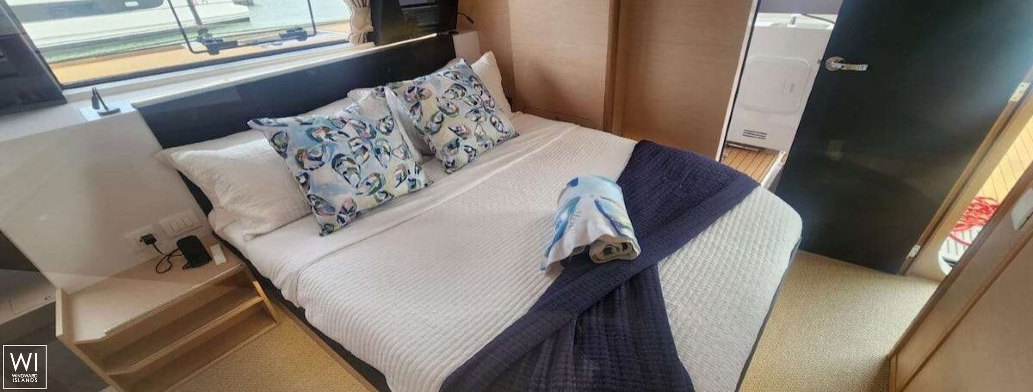 NEPTUNE'S ESCAPE  Neel Trimarans Neel 52 Interior 9
