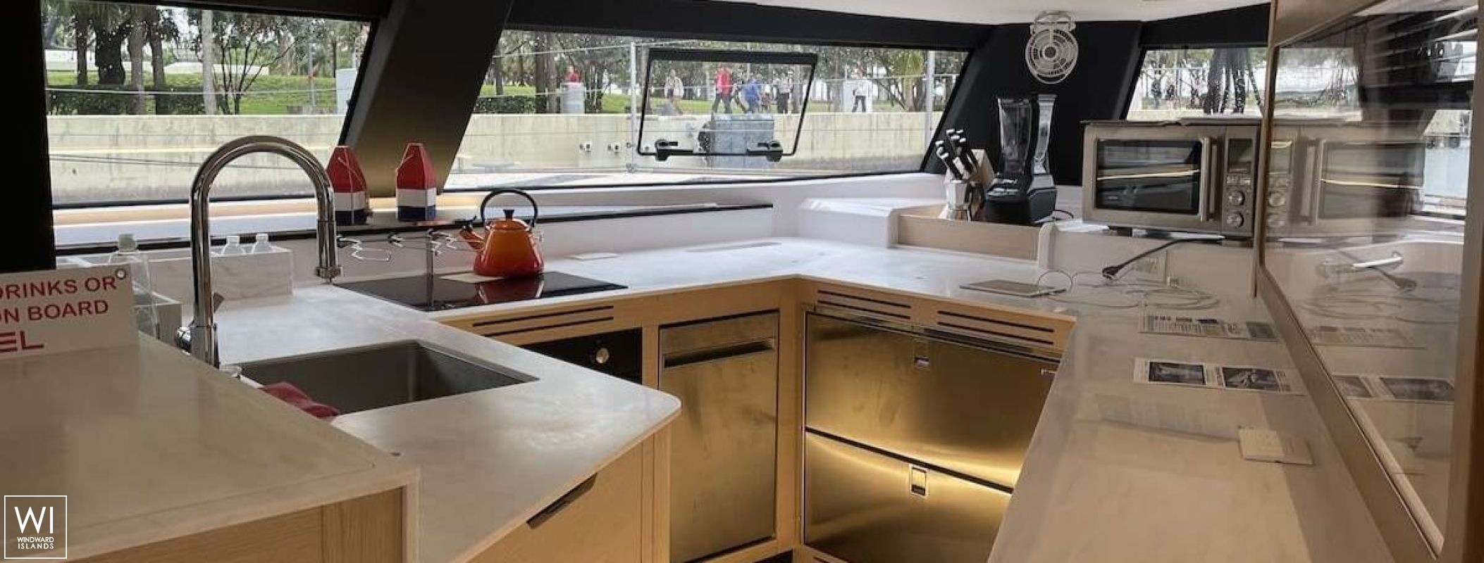 NEPTUNE'S ESCAPE  Neel Trimarans Neel 52 Interior 16