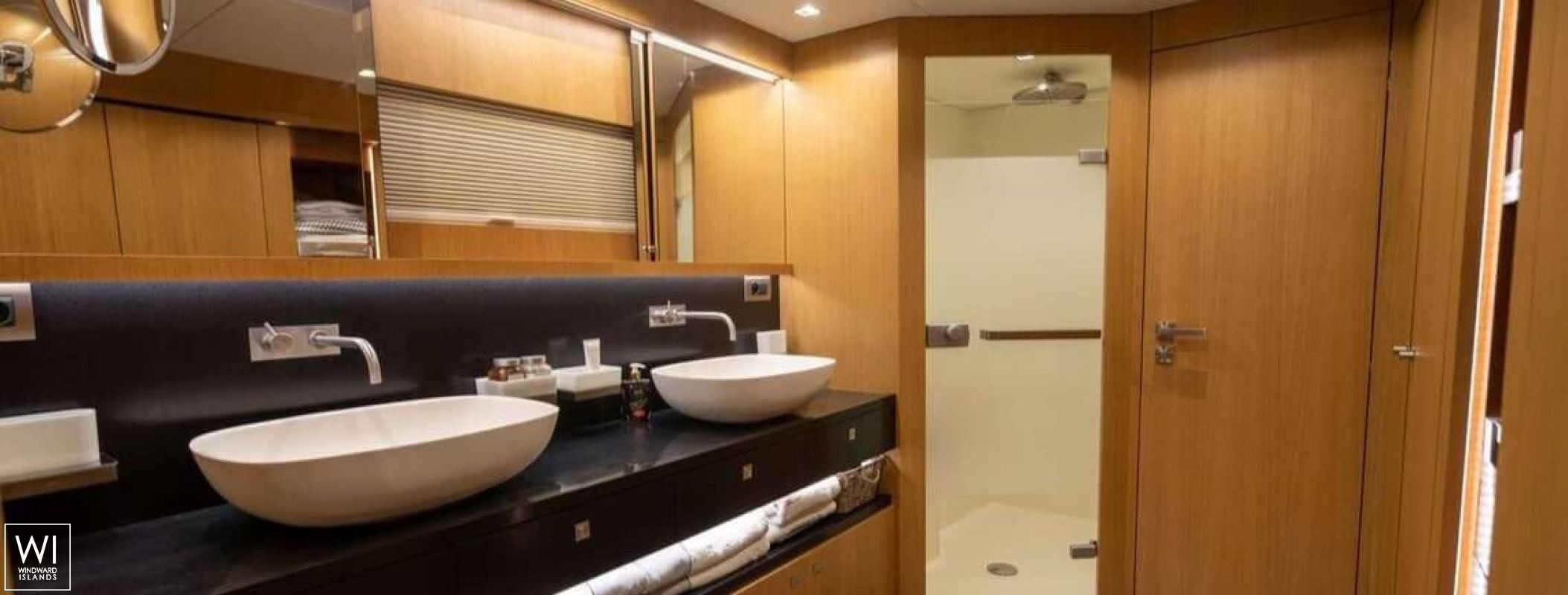 NDS EVOLUTION   JFA Chantier Naval Catamaran 26m Interior 1