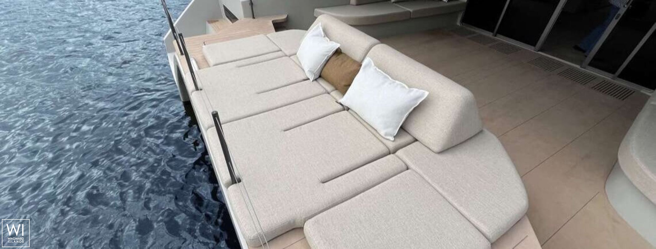 GANANY   Catamaran 21m Exterior 1