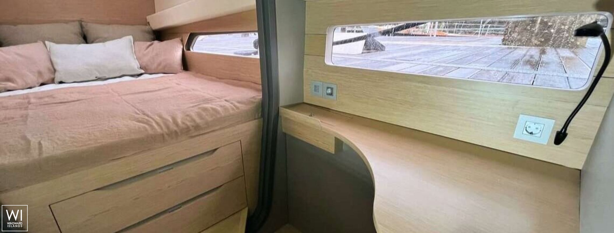 GANANY   Catamaran 21m Interior 1