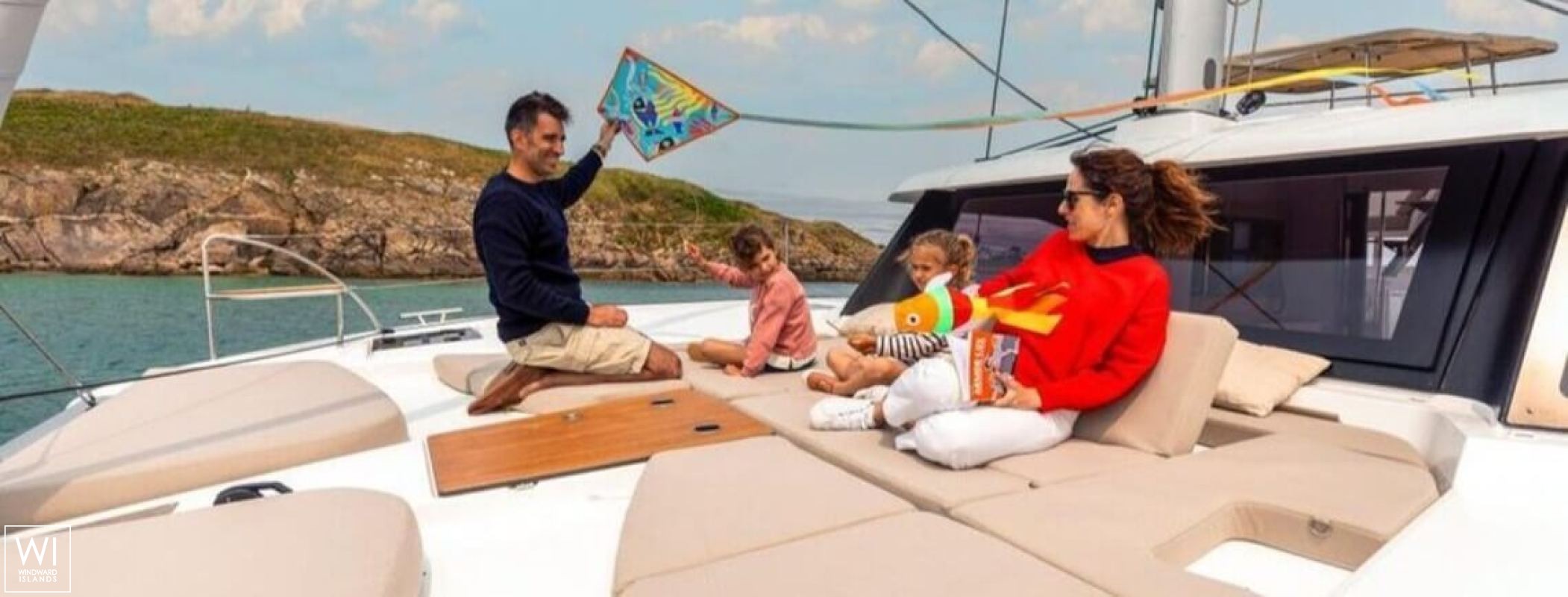 Catamaran 41 Fountaine Pajot Exterior 7