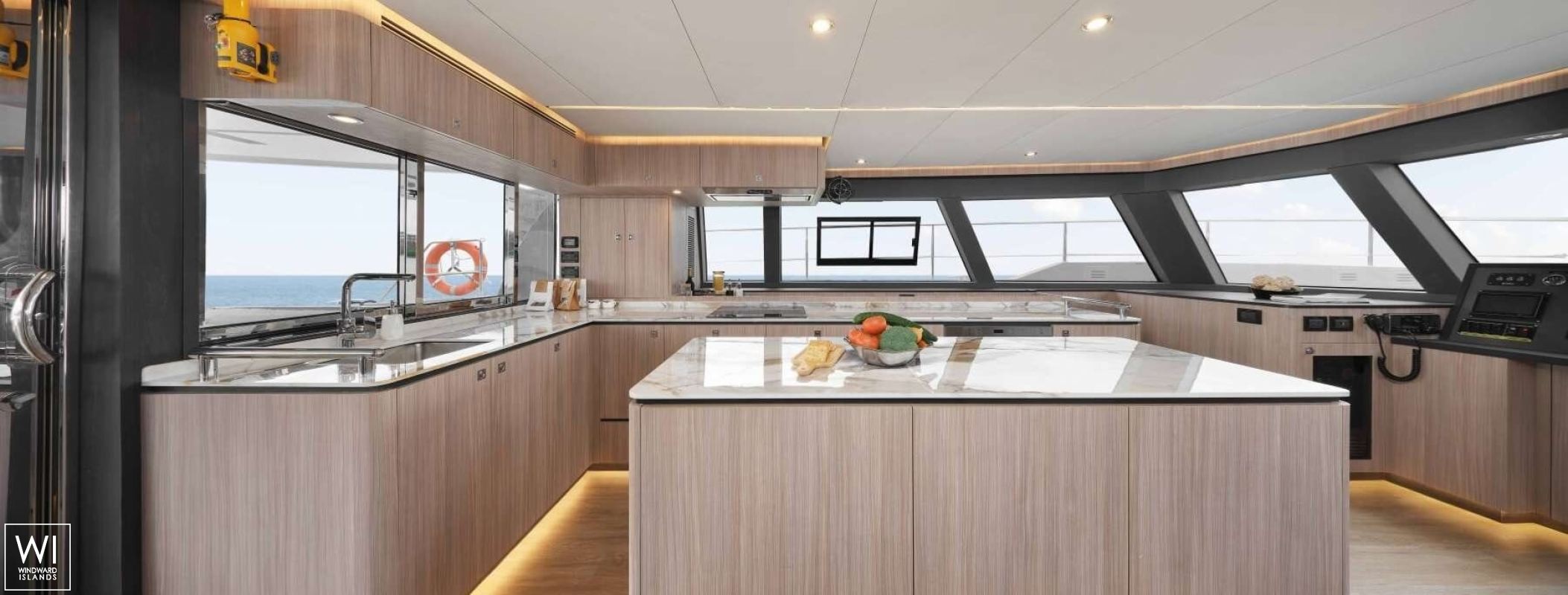 RumRunner  Seaview Catamaran 59 Interior 12