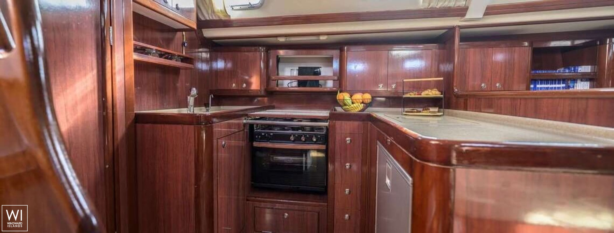 MYTHOS  Ocean Yachts Ocean Star 56.1 Interior 11