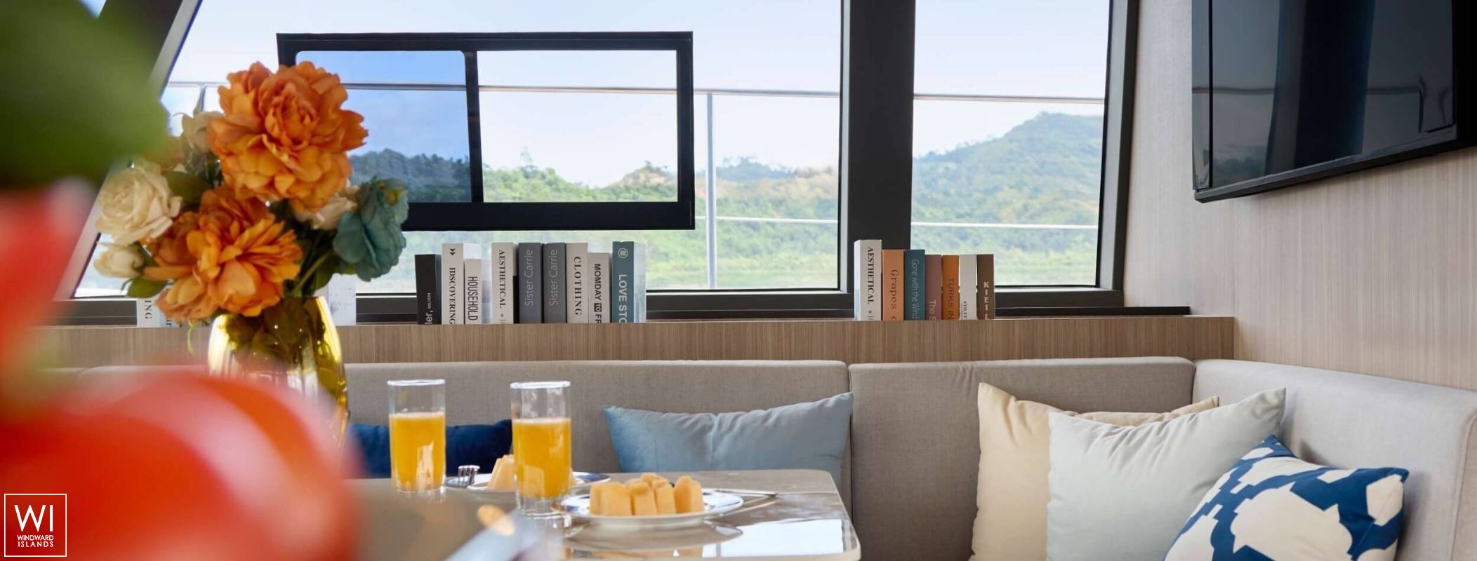 Emerald Queen  Heysea Yachts, Seaview 59 Interior 1