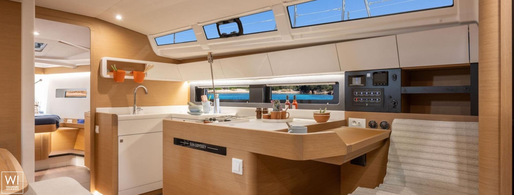 Sun Odyssey 455 Jeanneau Interior 1
