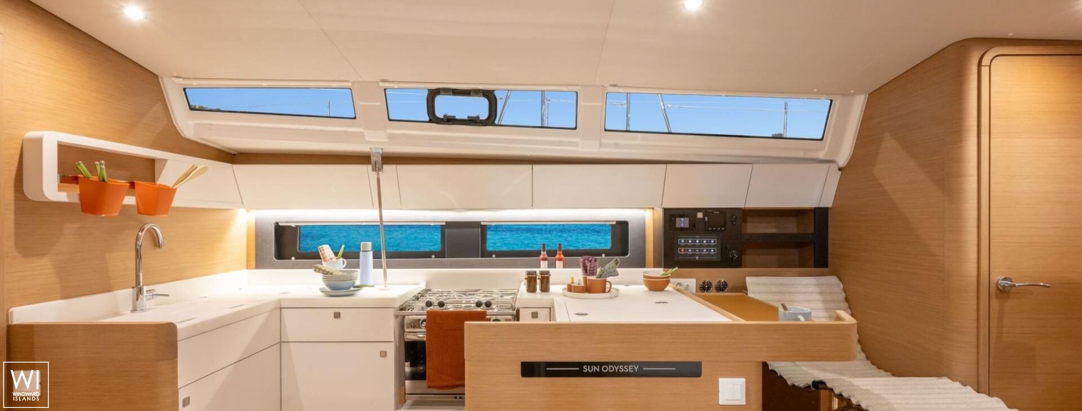 Sun Odyssey 455 Jeanneau Interior 3