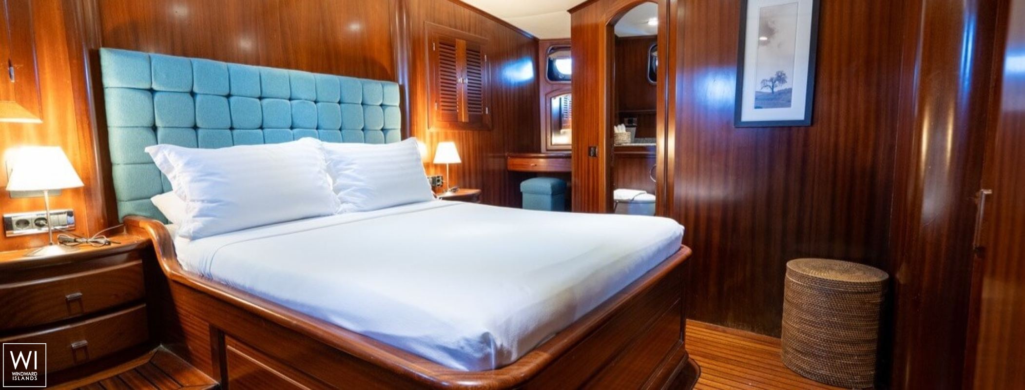 CAPRICORN 1  	Likay  27m Interior 6
