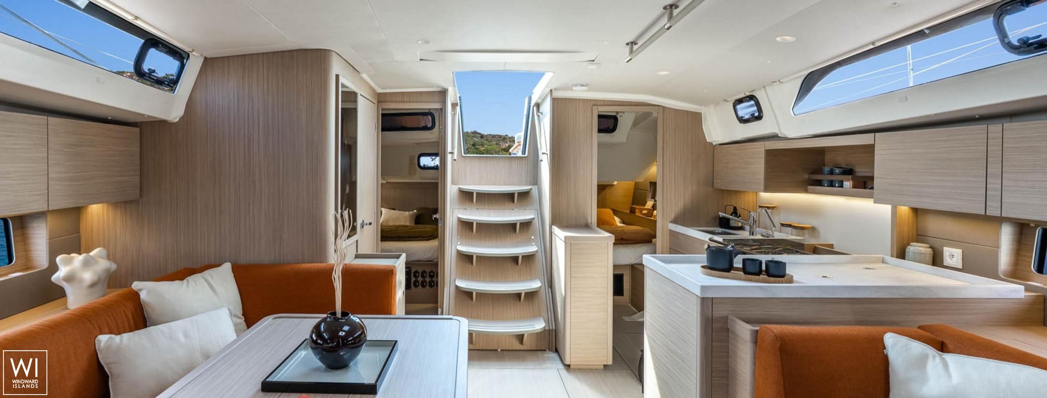 Oceanis  47 Beneteau Interior 2