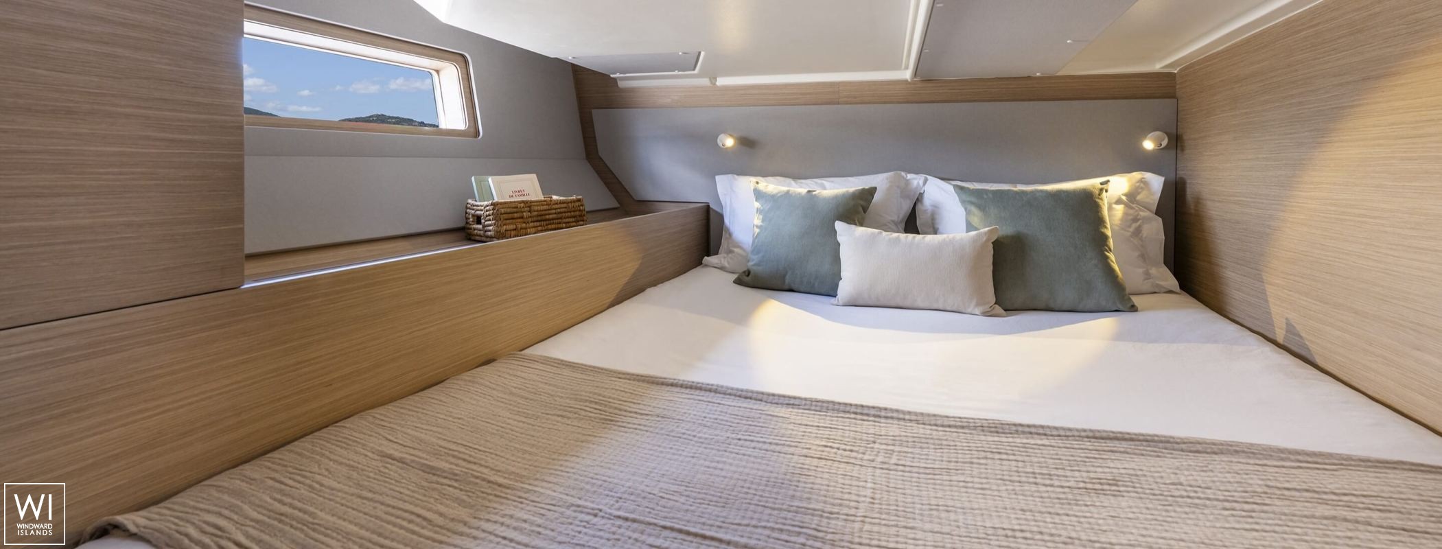 Oceanis  52 Beneteau Interior 6